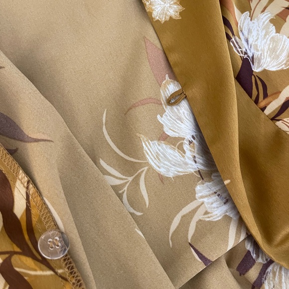 Express x Rocky Barnes Kimono Wrap Dress size XS/S - Picture 6 of 9